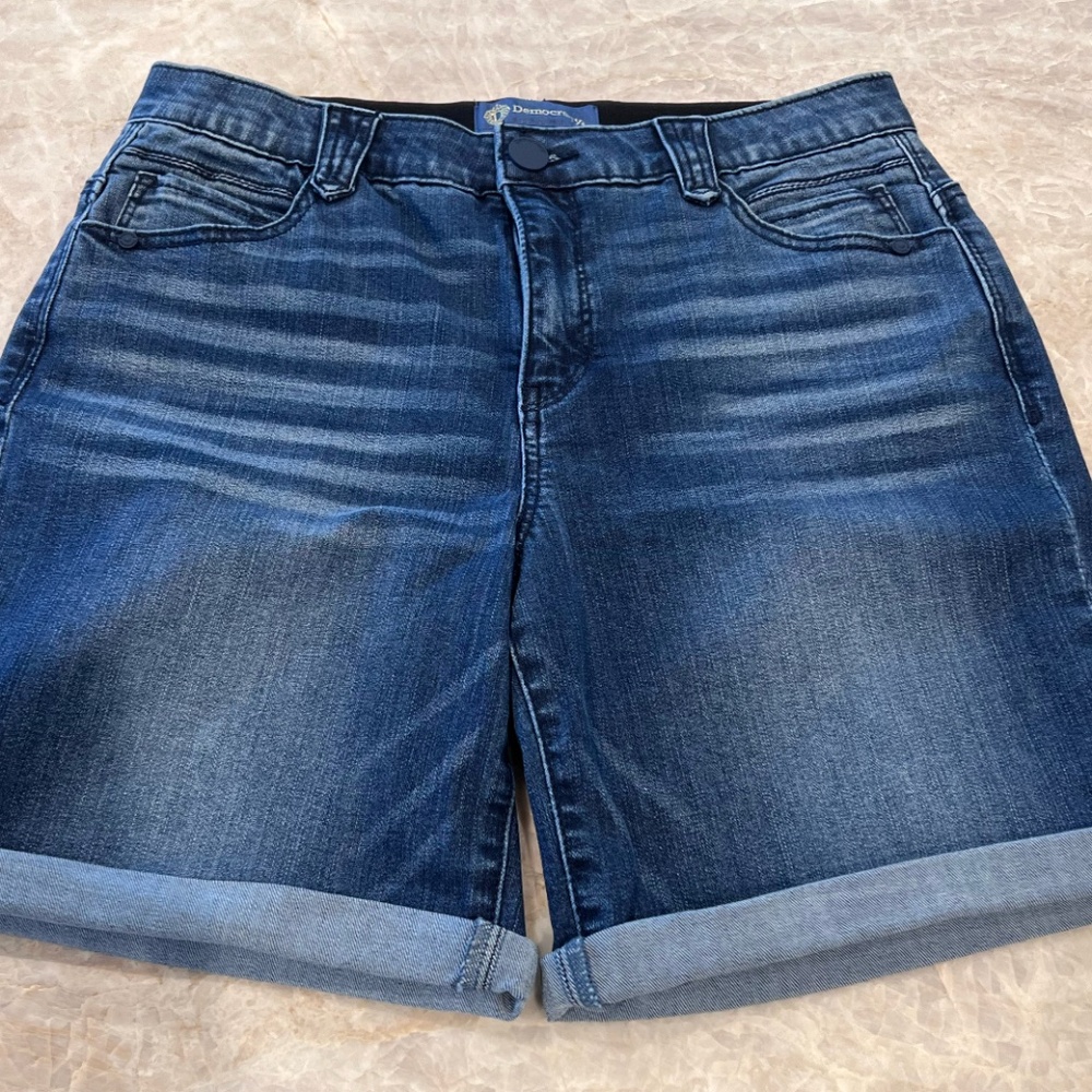 Democracy Absolution Denim Shorts Stretch Womens Size 6